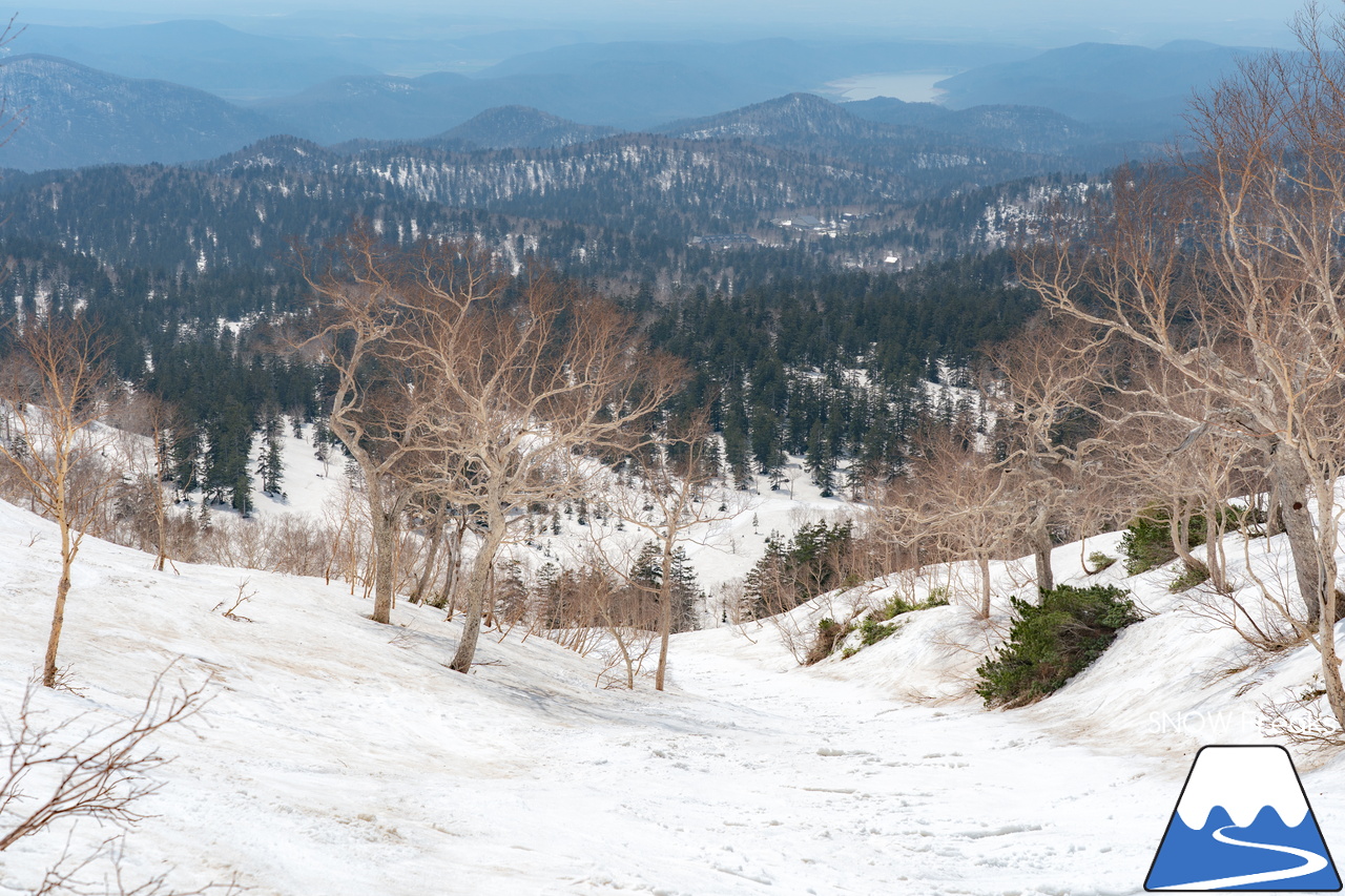 大雪山旭岳ロープウェイ｜2022-2023シーズンSNOWFreaks最終レポート。滑り納めは、北海道最高峰「旭岳」。皆様、今シーズンもありがとうございました！